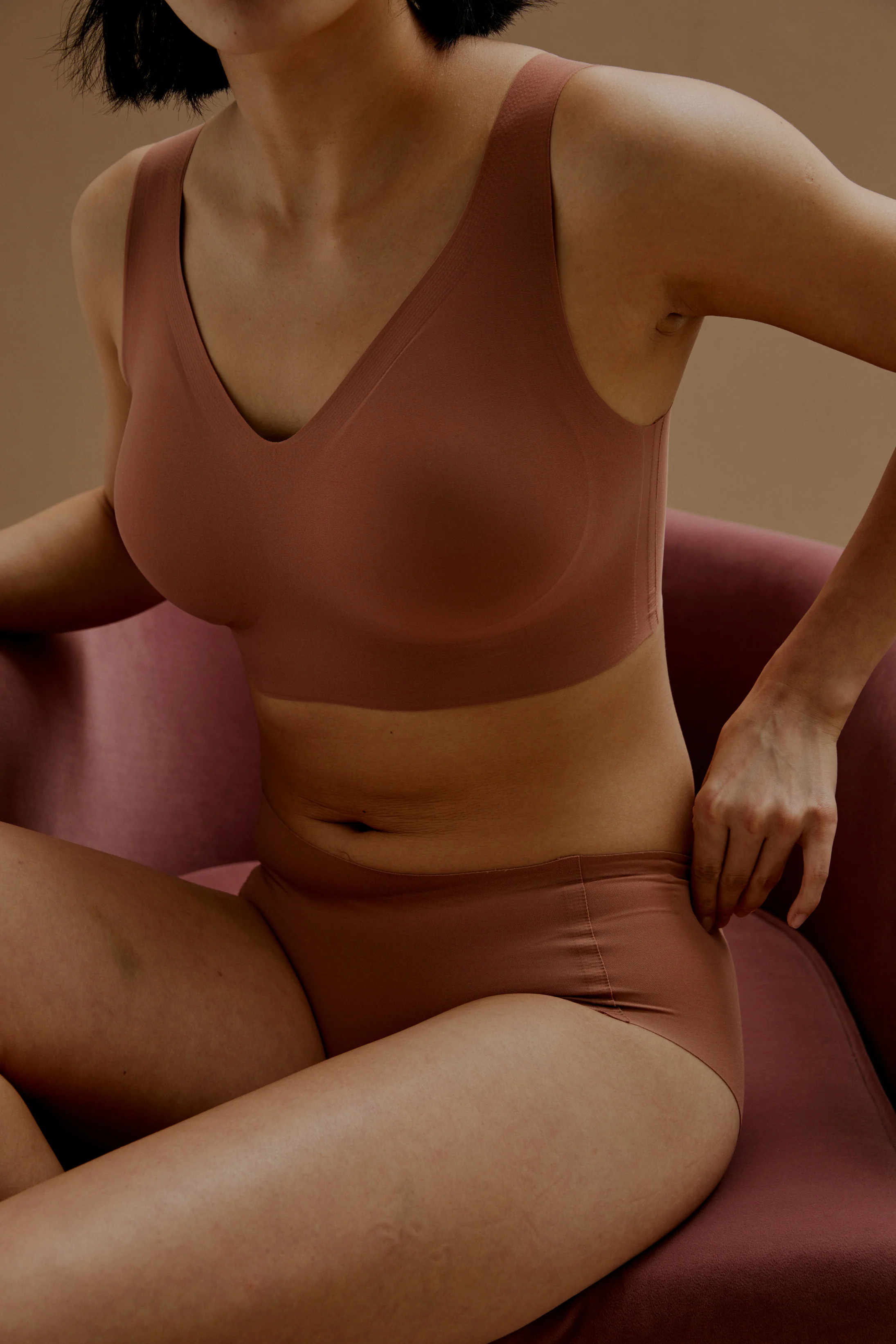 Barely Zero Curve Bra - Image 4