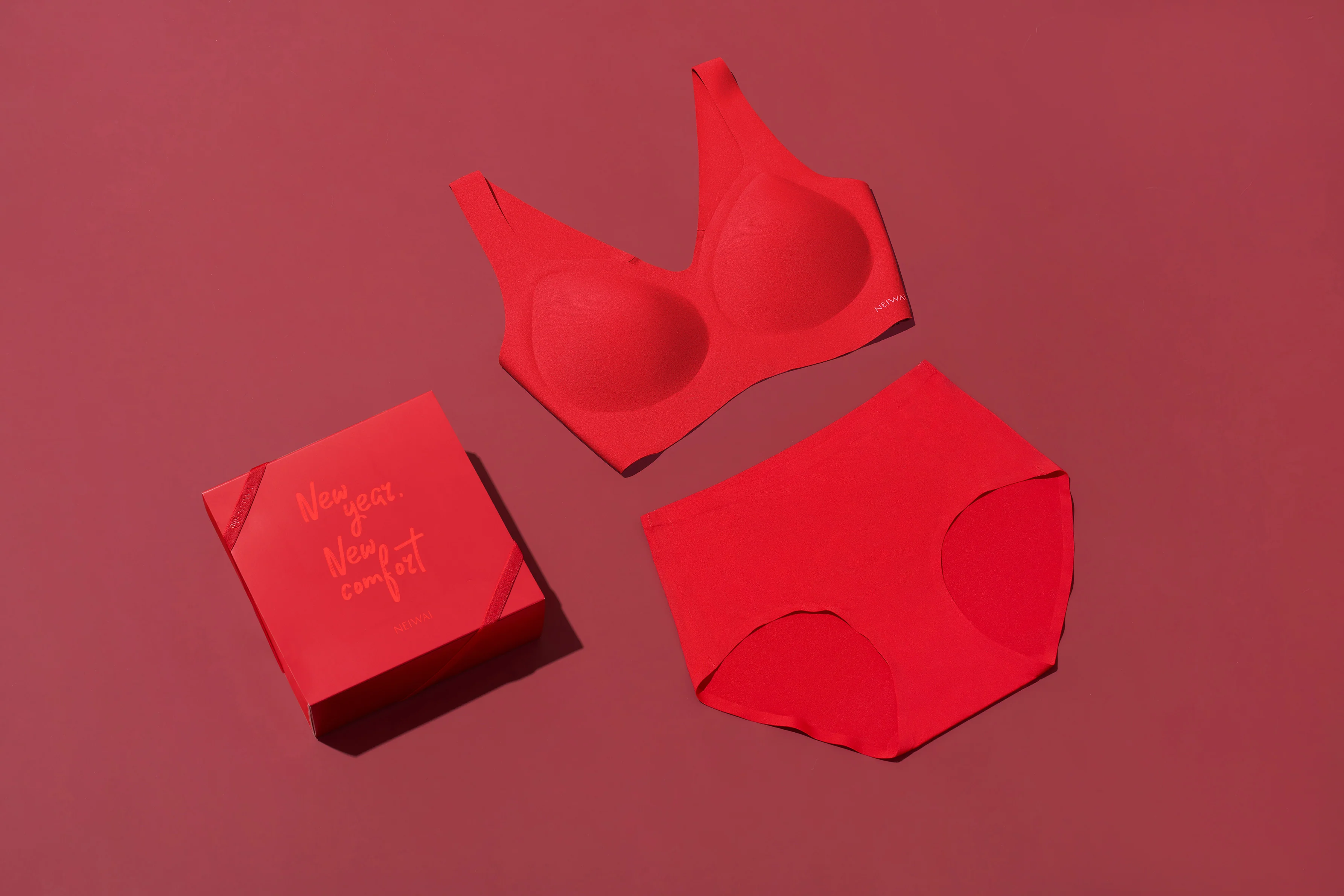 Barely Zero Plunge Bra Gift Set - Image 4