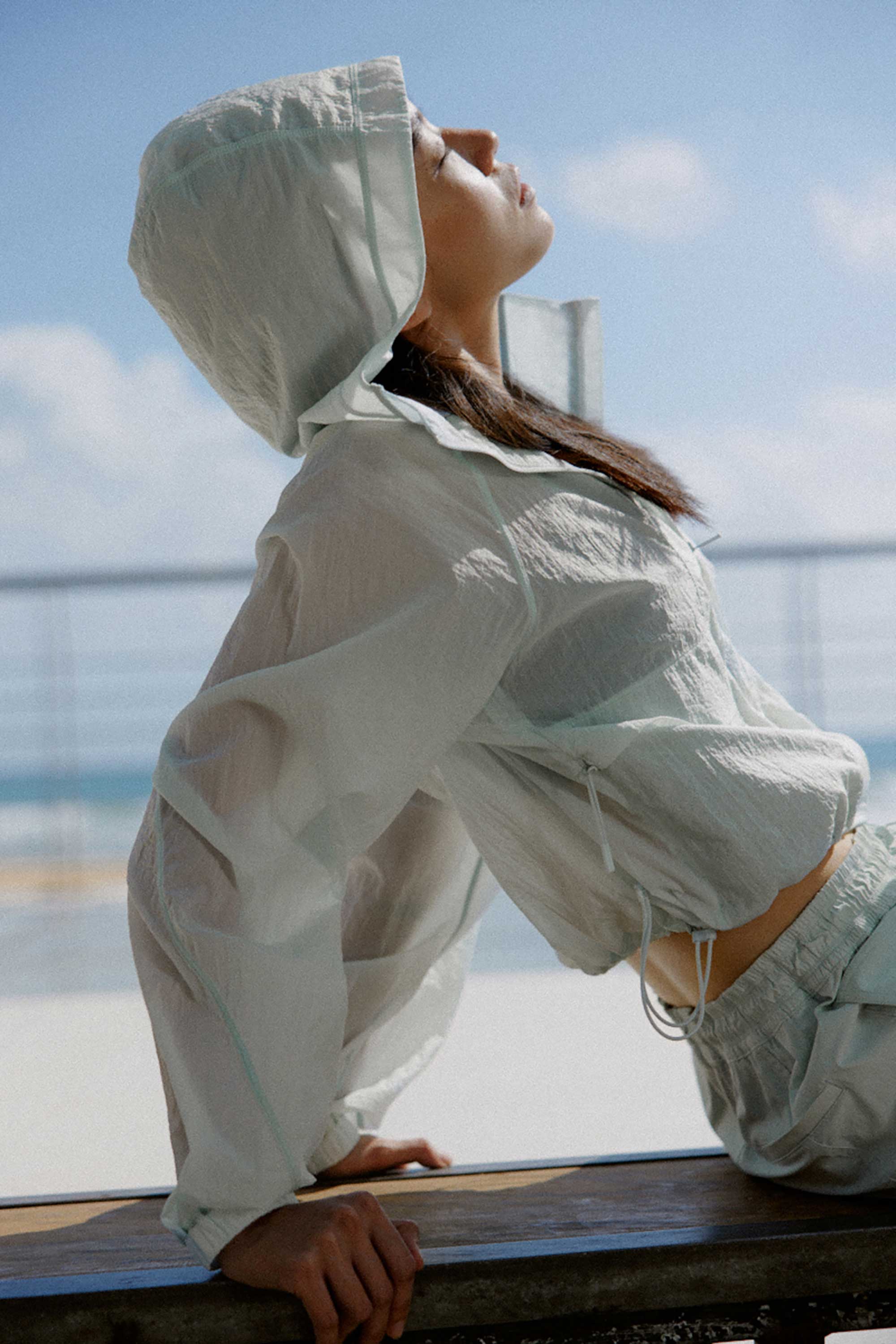 Breeze Light Sun Block Jacket - Image 3